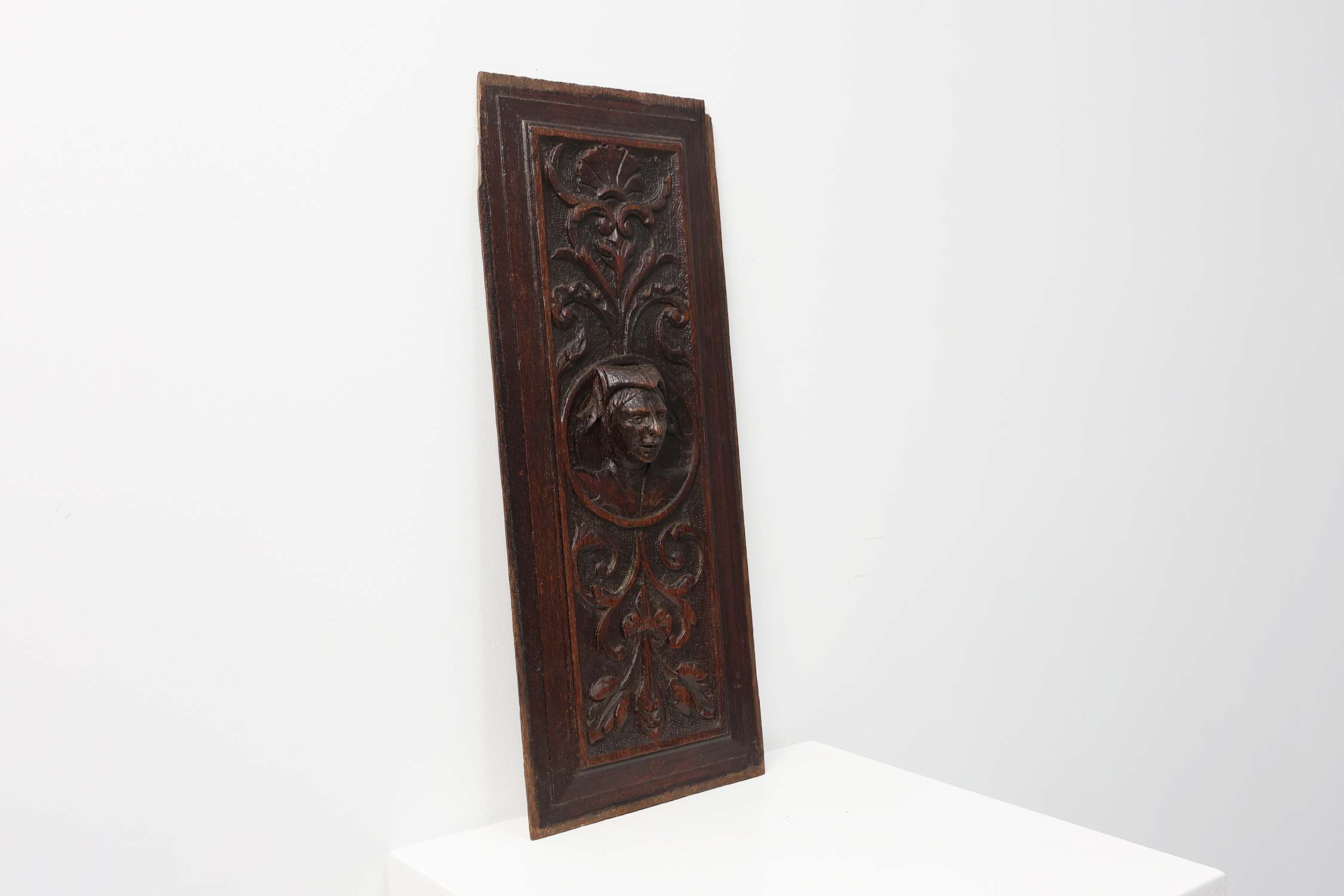 16th Century Flemish Renaissance Carved Oak Panel with Female Portrait Medallionthumbnail